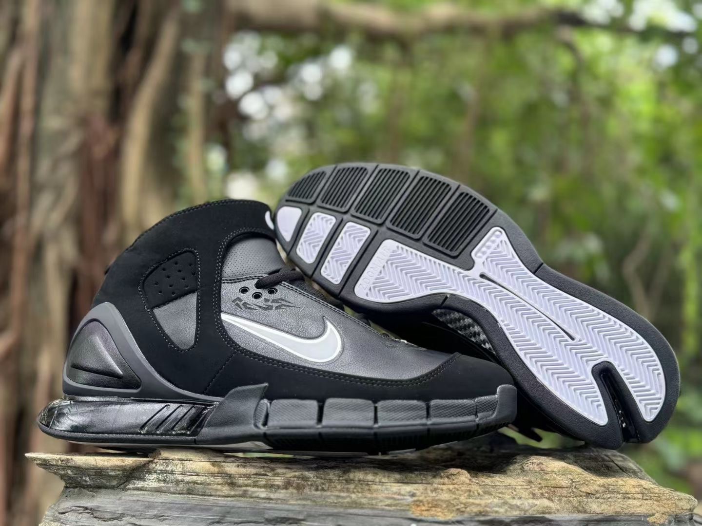 Nike Air Zoom Huarache 2K5 kobe Black Grey